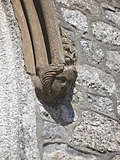 Carved arch support