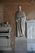 Statue of Leonardo Fibonacci 1