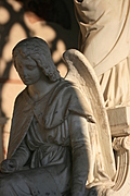 Monumental angel 2