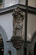 Statue
