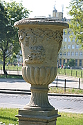 Urn