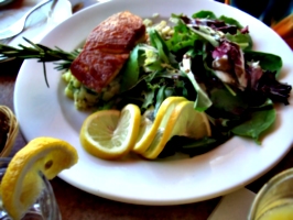 [picture: Salmon with Salad 2]