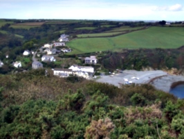 [picture: Porthallow Beach 3]