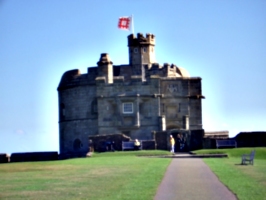[picture: Pendennis Castle 10: The castle keep]