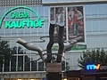 [Picture: Galeria Kaufhof]