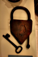 [picture: Padlock and Key 1]