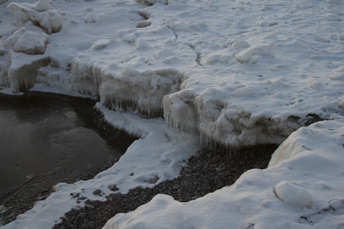 [Picture: Icicles on the Beach 2]