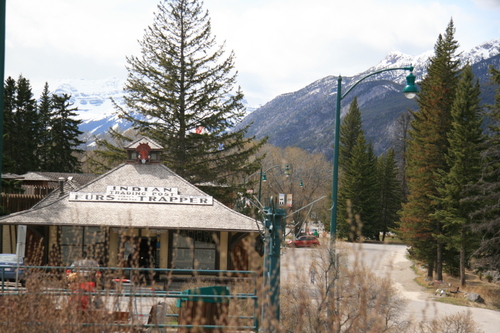 [Picture: Indian Trading Post]
