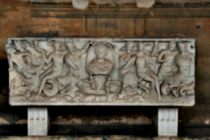 [picture: Dead man's tomb]