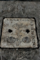 [picture: Gravestone slab 1]