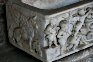 [picture: putti at play 9: gryphon]