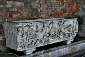 [picture: Box for a dead lady 1]