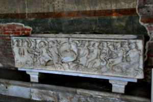 [picture: Marine Sarcophagus 4]