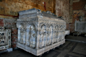 [picture: Sarcophagus, or tomb]