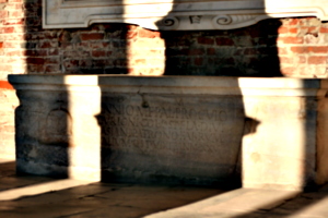 [picture: Roman sarcophagus 1900 years old]