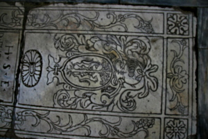 [picture: Symbol from Italian Grave 1]