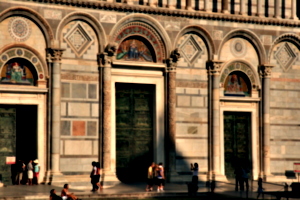 [picture: Entrance to the Duomo 1]