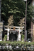 [Picture: Shrine entrance]