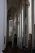 [Picture: Side aisle]