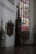 [Picture: Grandfather Clock 2]