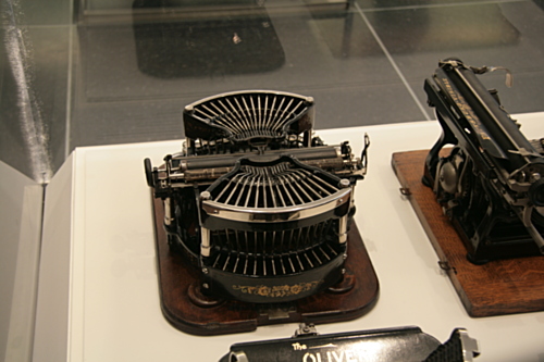 [Picture: Williams 1 (1891) 1: Rear view]