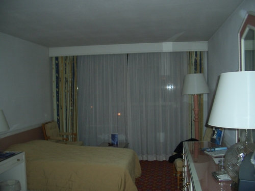 [Picture: hotel room]