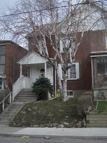 [Picture: Our House in Toronto]