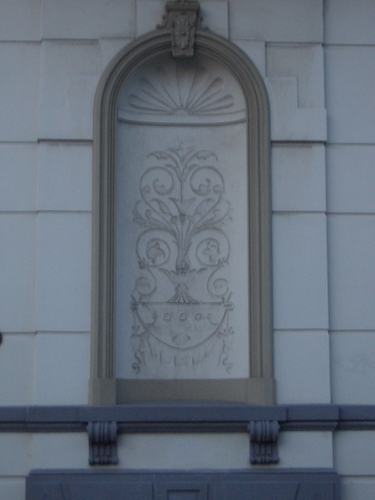 [Picture: Decorated Niche]