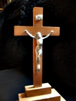 [picture: Crucifix 3]