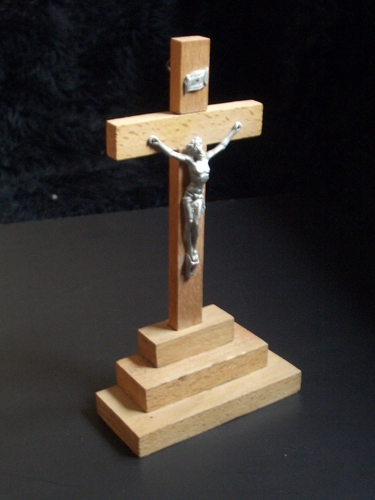 [Picture: Crucifix 2]
