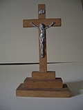[Picture: Crucifix 4]