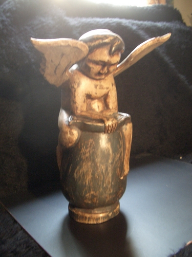 [Picture: Winged Cherub Boy 3]