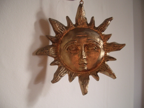 [Picture: Decorative Sun Ornament 2]