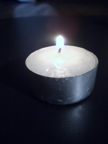 [Picture: Tea Candle 3]
