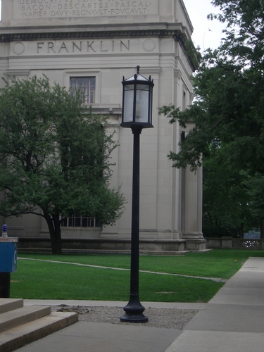 [Picture: Lantern at MIT 2]