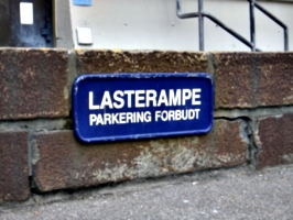 [picture: Lasterampe Parkering Forbudt]