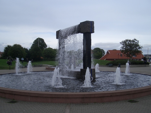 [Picture: Stone fountain]