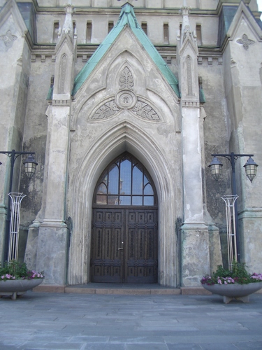 [Picture: Gothic Style Entrance 2]