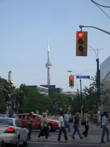 [Picture: CN Tower 2]