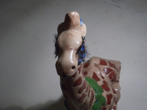 [Picture: Ceramic giraffe 2]