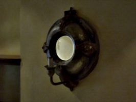 [picture: Porthole Mirror with Candle 2]