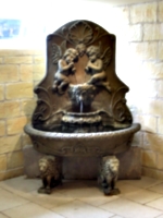 [picture: Portable fountain]