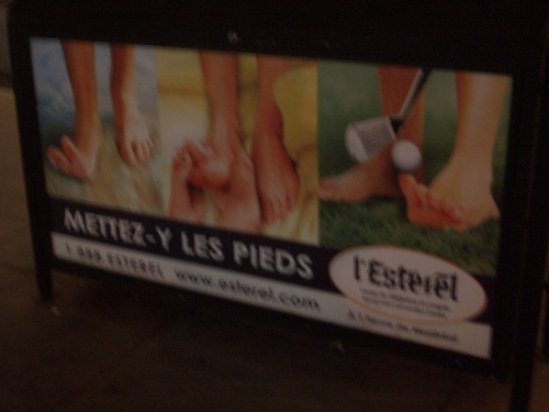 [Picture: Mettez-y les pieds]