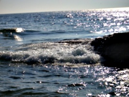 [picture: Waves on rock 2]