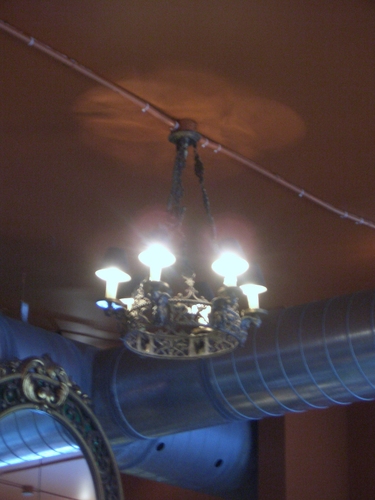 [Picture: Bright candelabra 3]