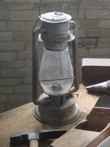 [Picture: Hurricane lamp]