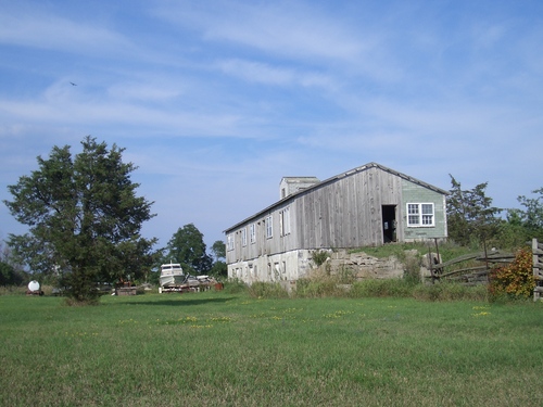 [Picture: Old barn 3]