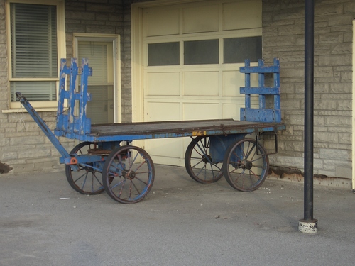 [Picture: Luggage cart]