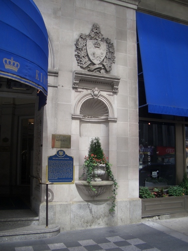 [Picture: King Edward Hotel niche]