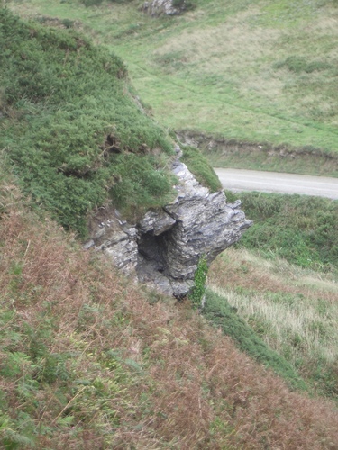 [Picture: Cave entrance]